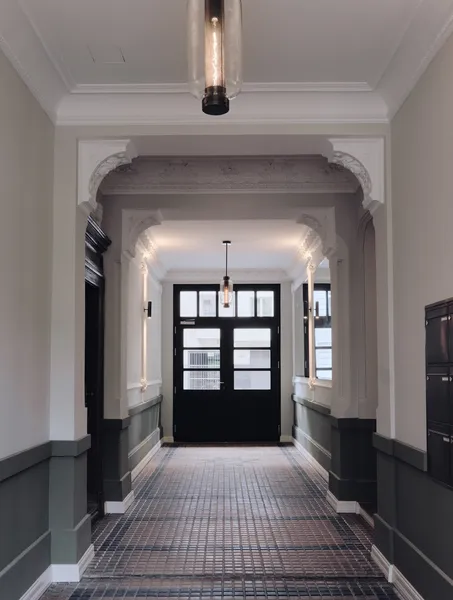 Freshly renovated luxury flat near Schloss Bellevue — photo 1